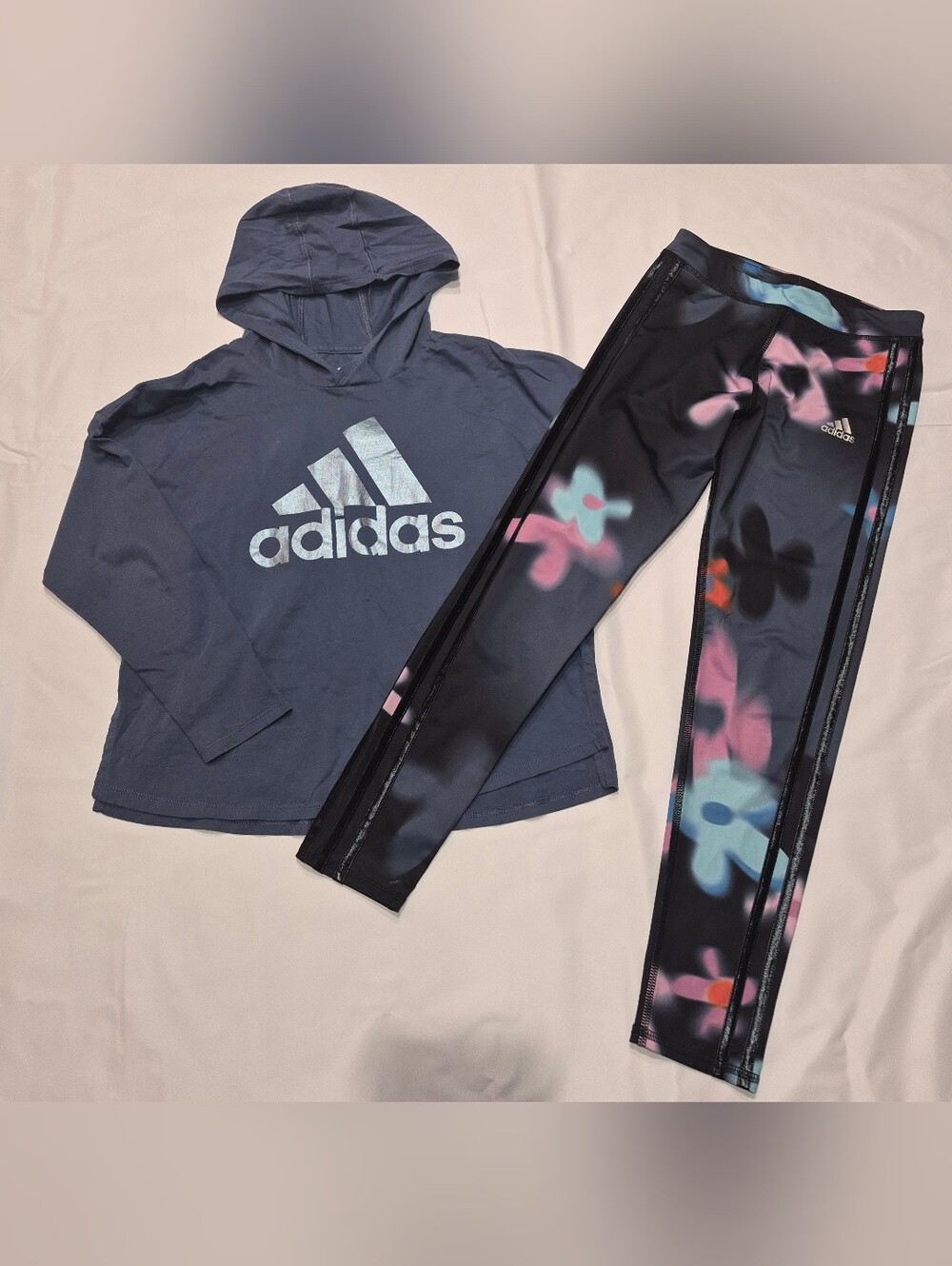 Adidas Outfit- Girls Medium 10/12